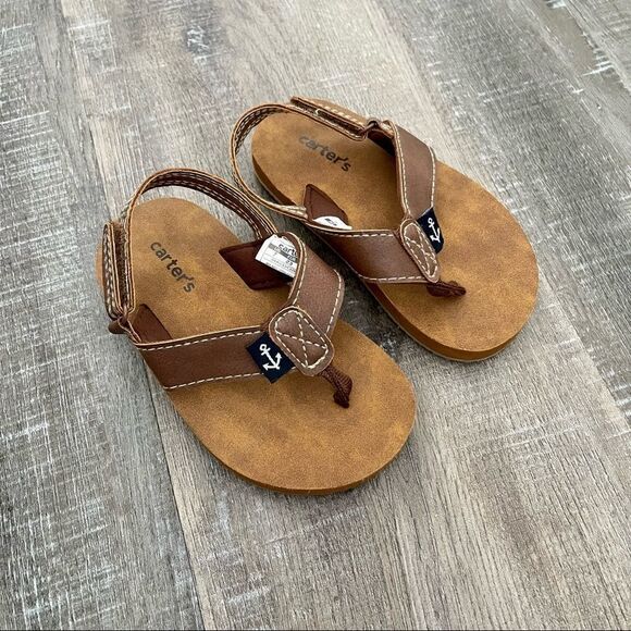 Carters flip flops   - Picture 1 of 3